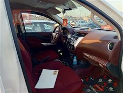 نیسان نەڤارا